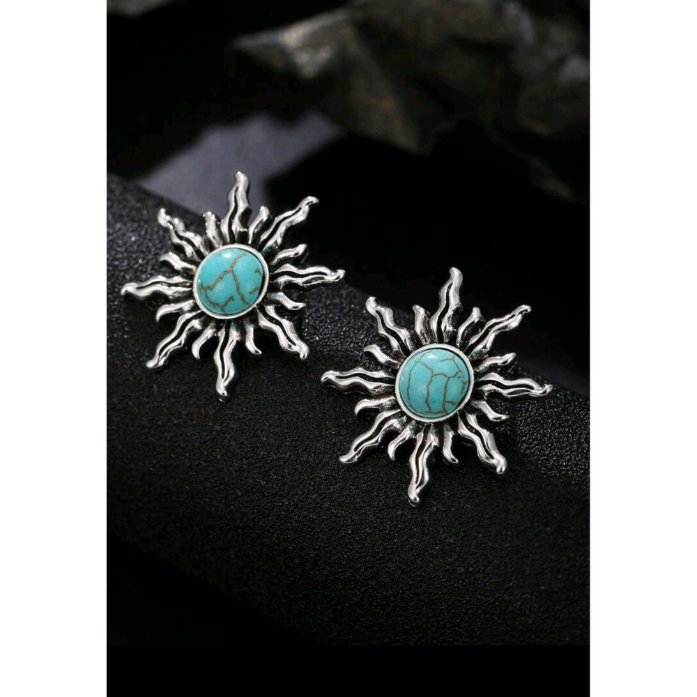 Sunburst Stud Earrings Turquoise Stone Silver Tone Boho Chic Jewelry